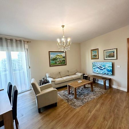 Kk Apartment Air Albania-Centrally Located Τίρανα Εξωτερικό φωτογραφία